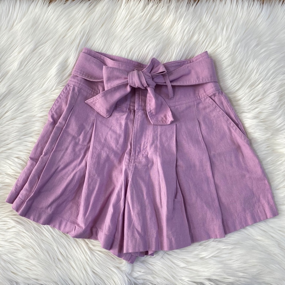 BP Tie Front Flowy Shorts - Picture 1 of 12